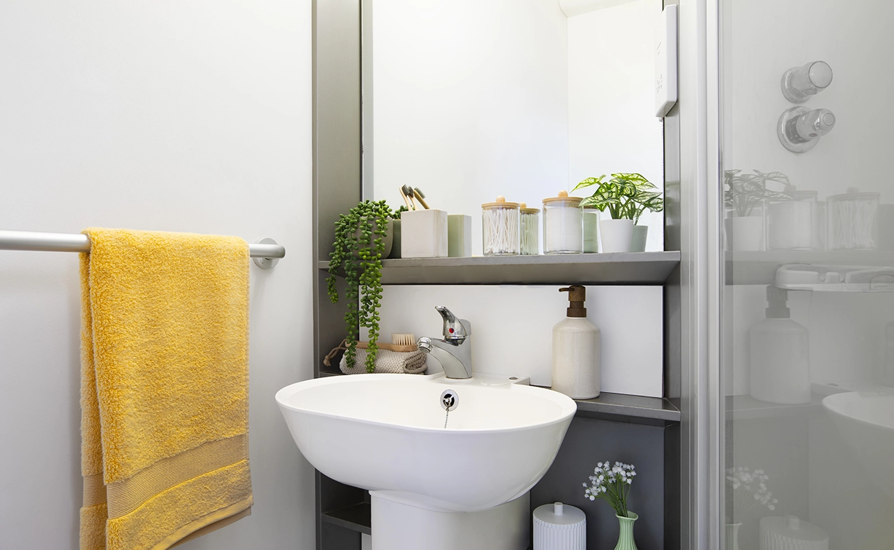 Bathroom in an Ensuite Classic room