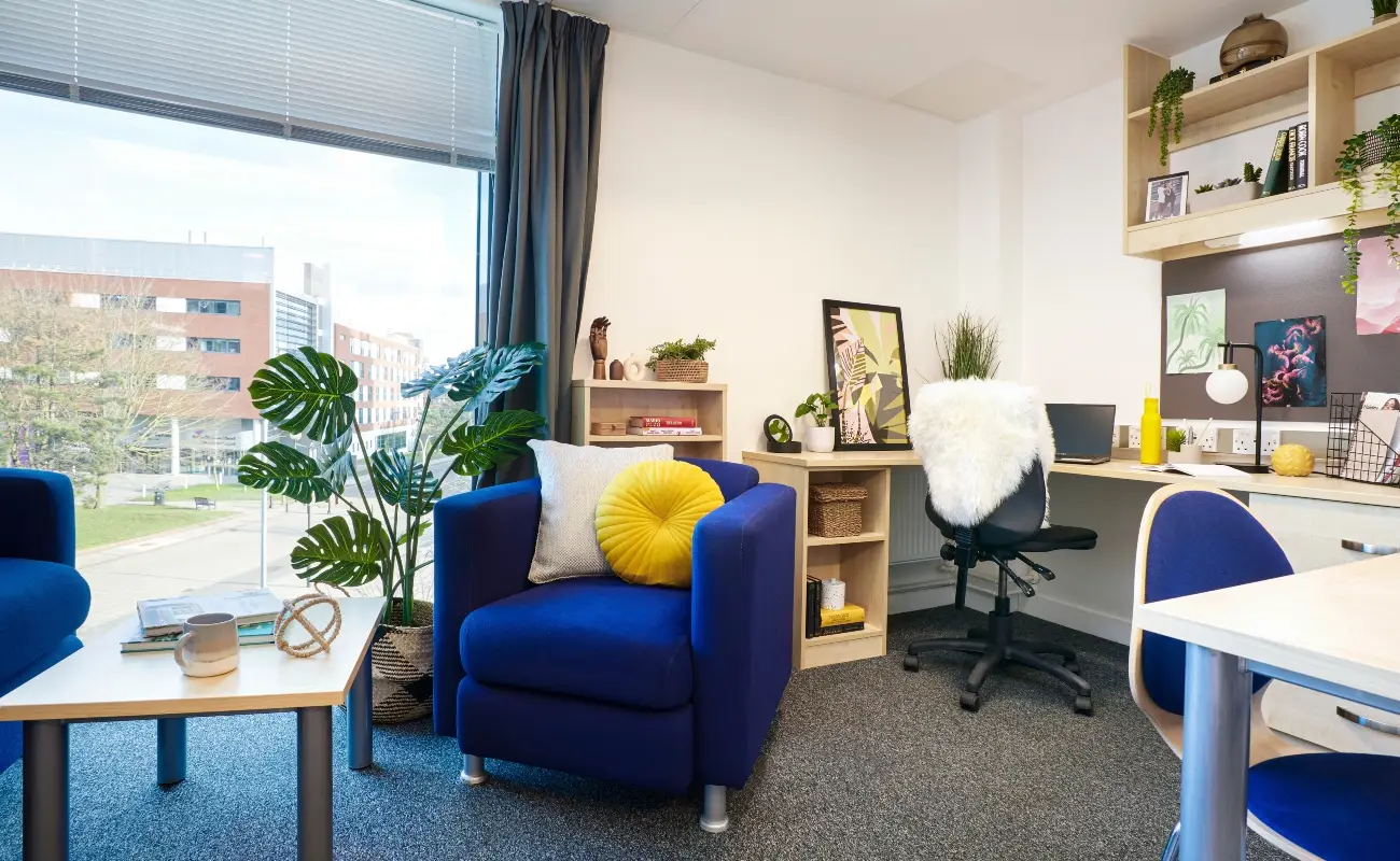 Seating and study space in a One Bedroom Flat Classic