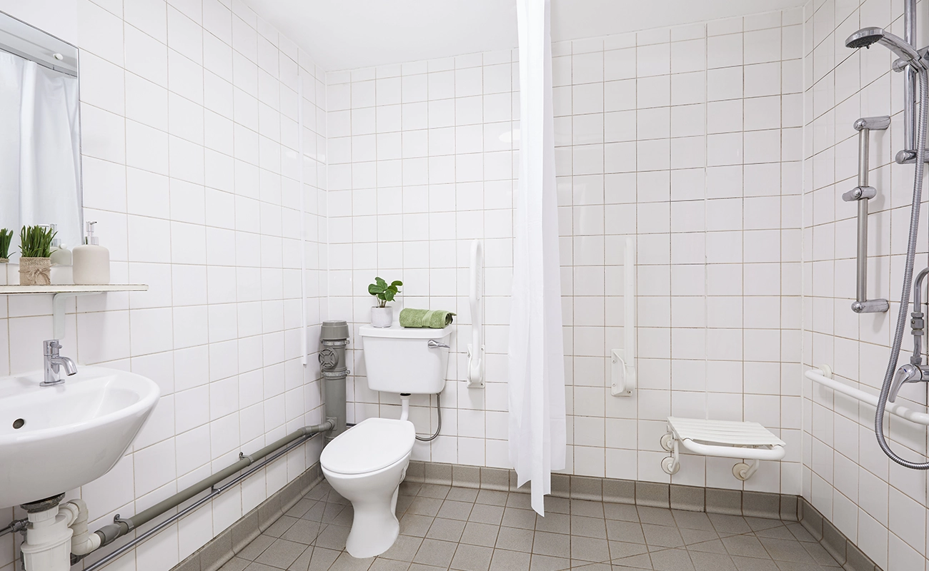 Bathroom in an Accessible Ensuite Classic room