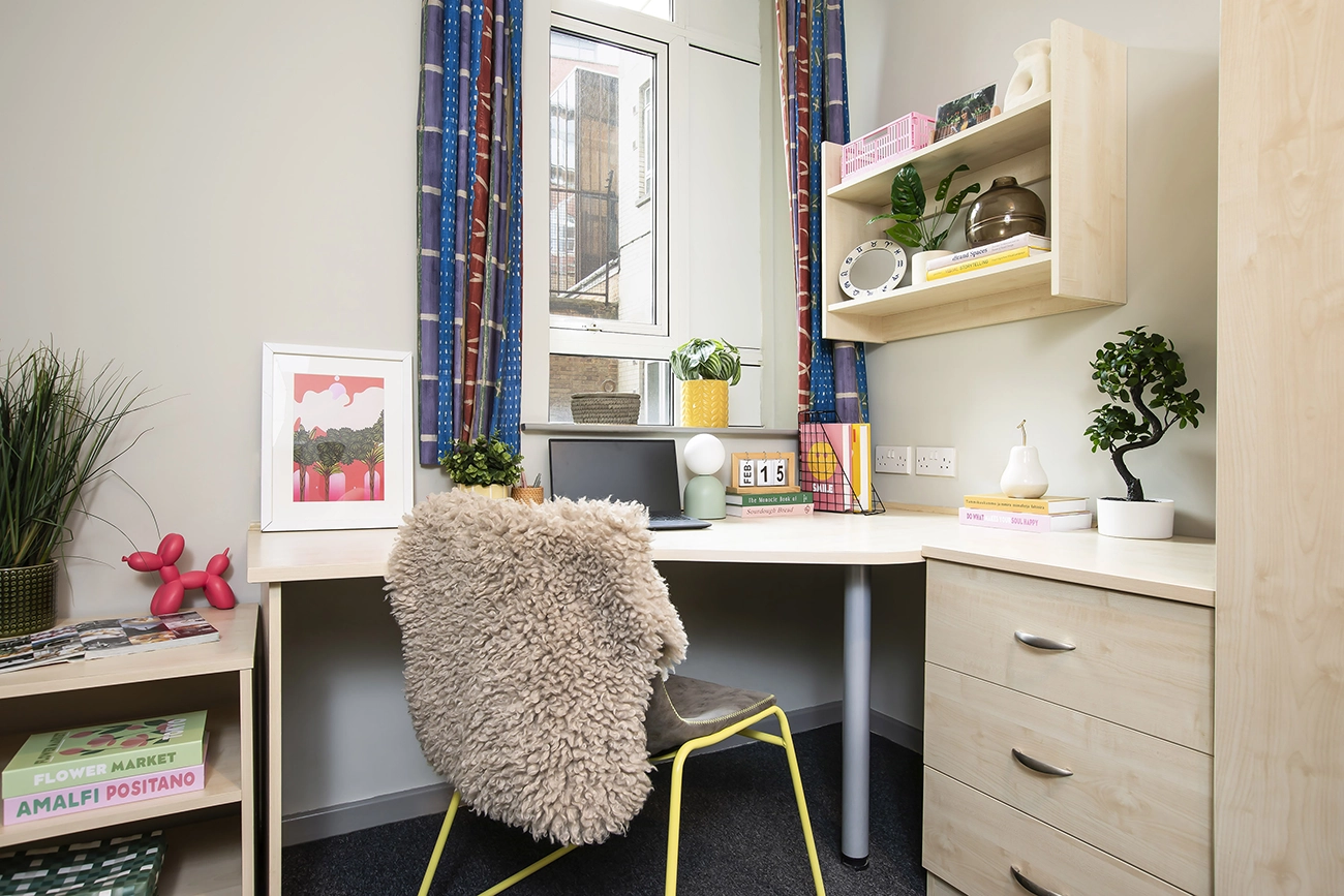 Study space in a Non Ensuite Classic room
