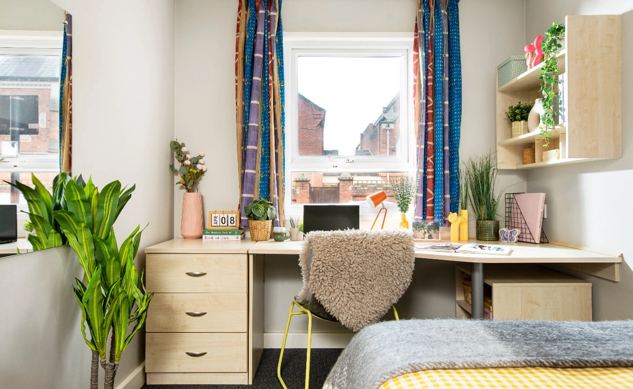 Study space in an Ensuite Classic