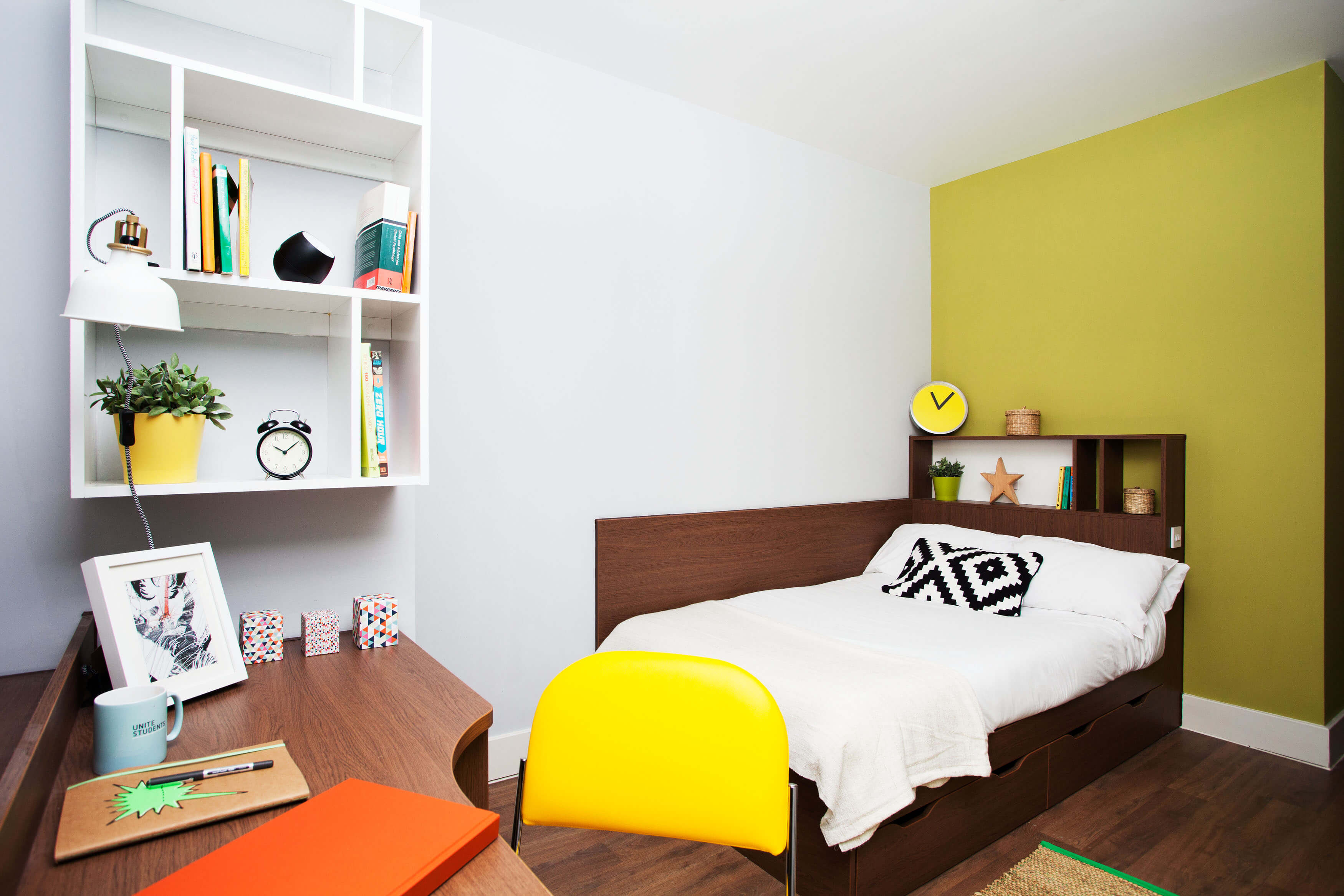 Basic En-suite room at Sugarhouse Close