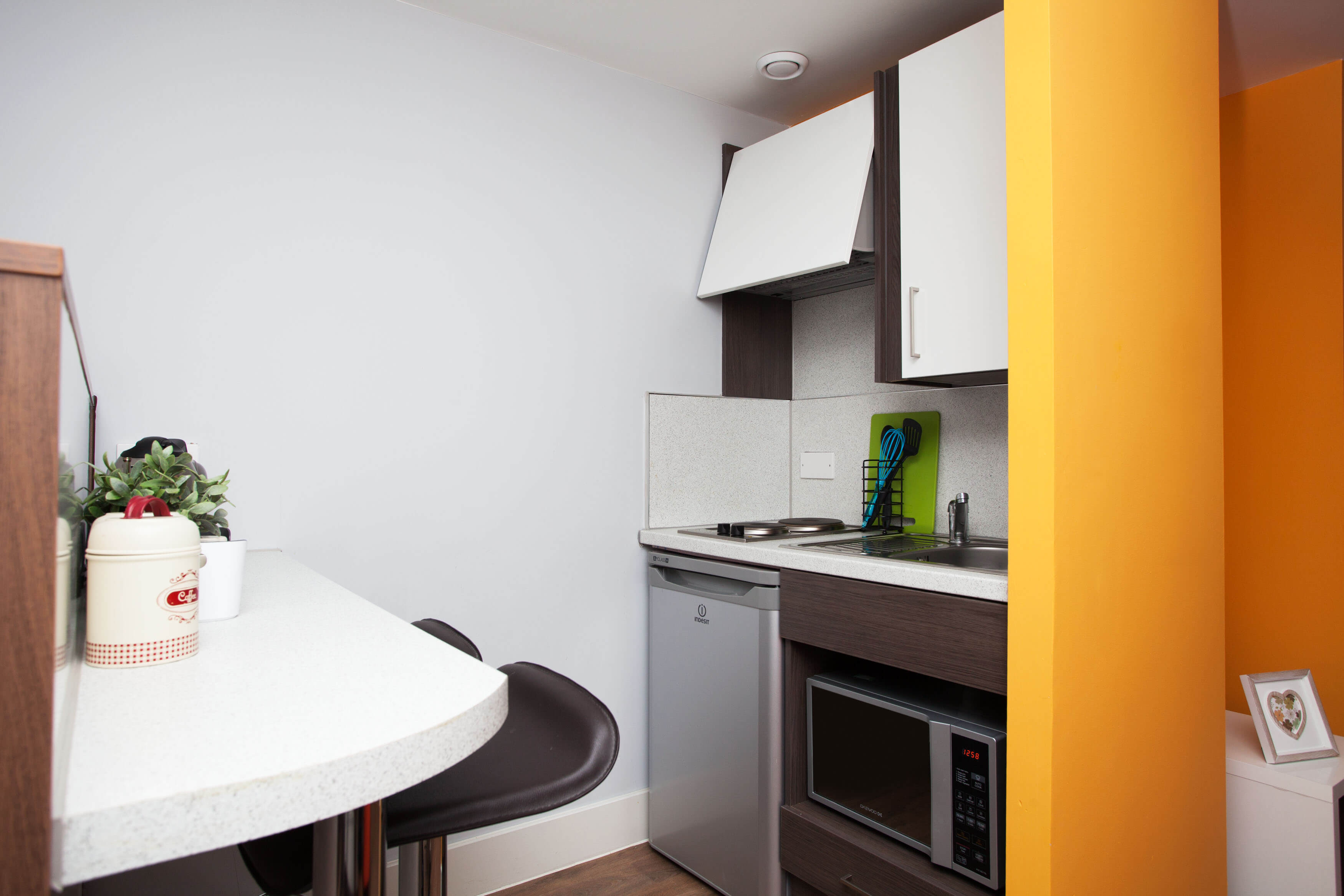 Premium Range 1 Studio at Sugarhouse Close