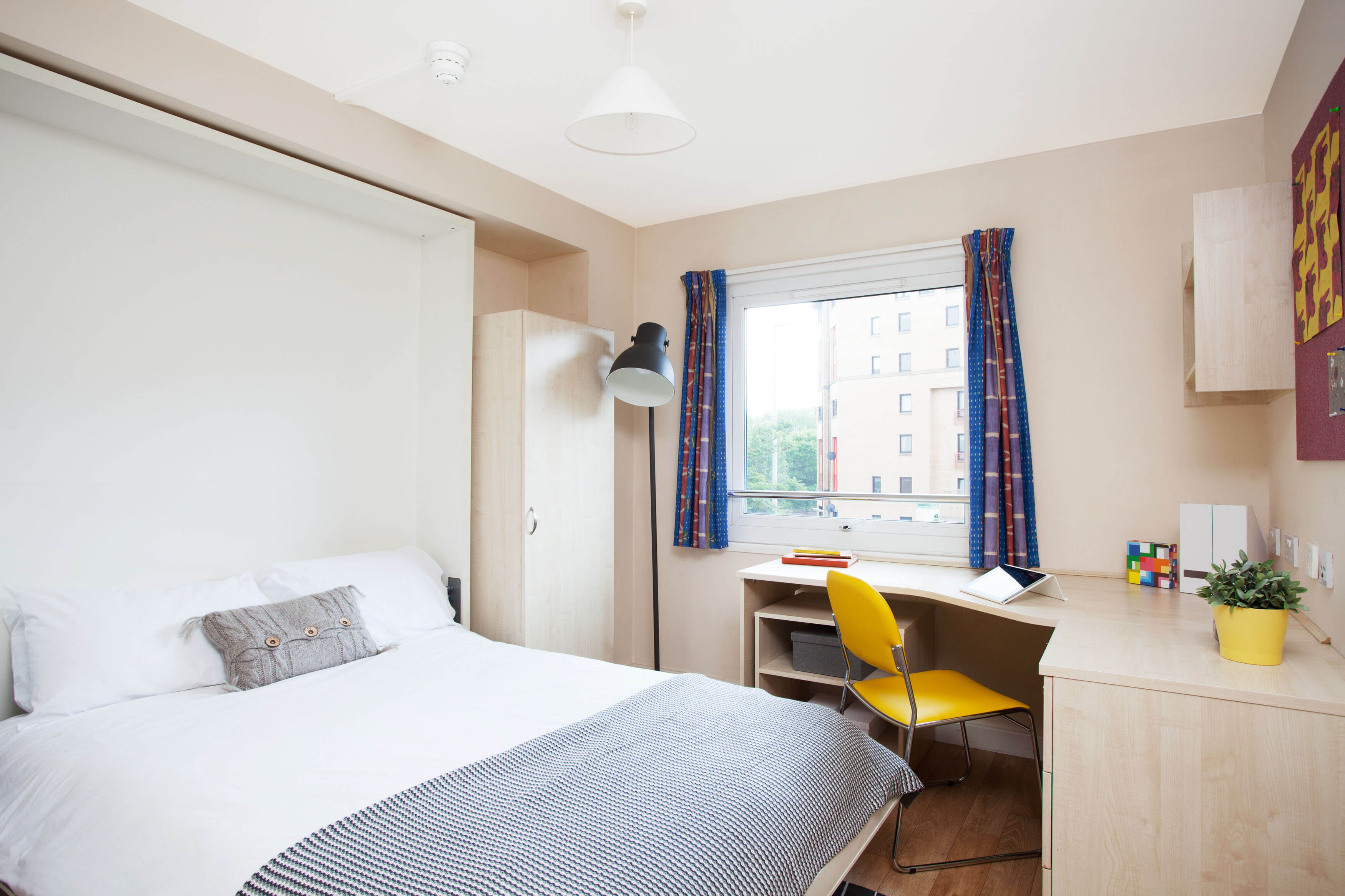 Classic One Bedroom Flat in Blackfriars