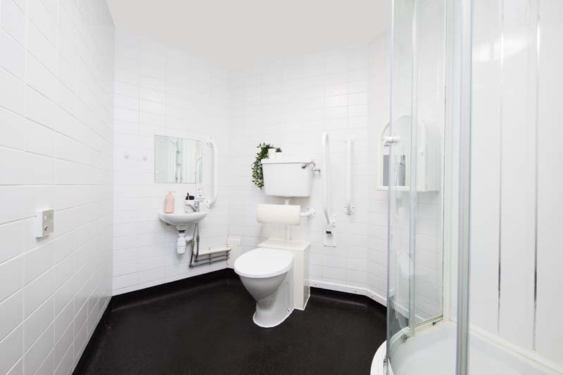 Bathroom in a Classic Accessible En-suite room