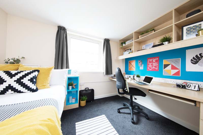 Study space in a Classic Accessible En-suite room