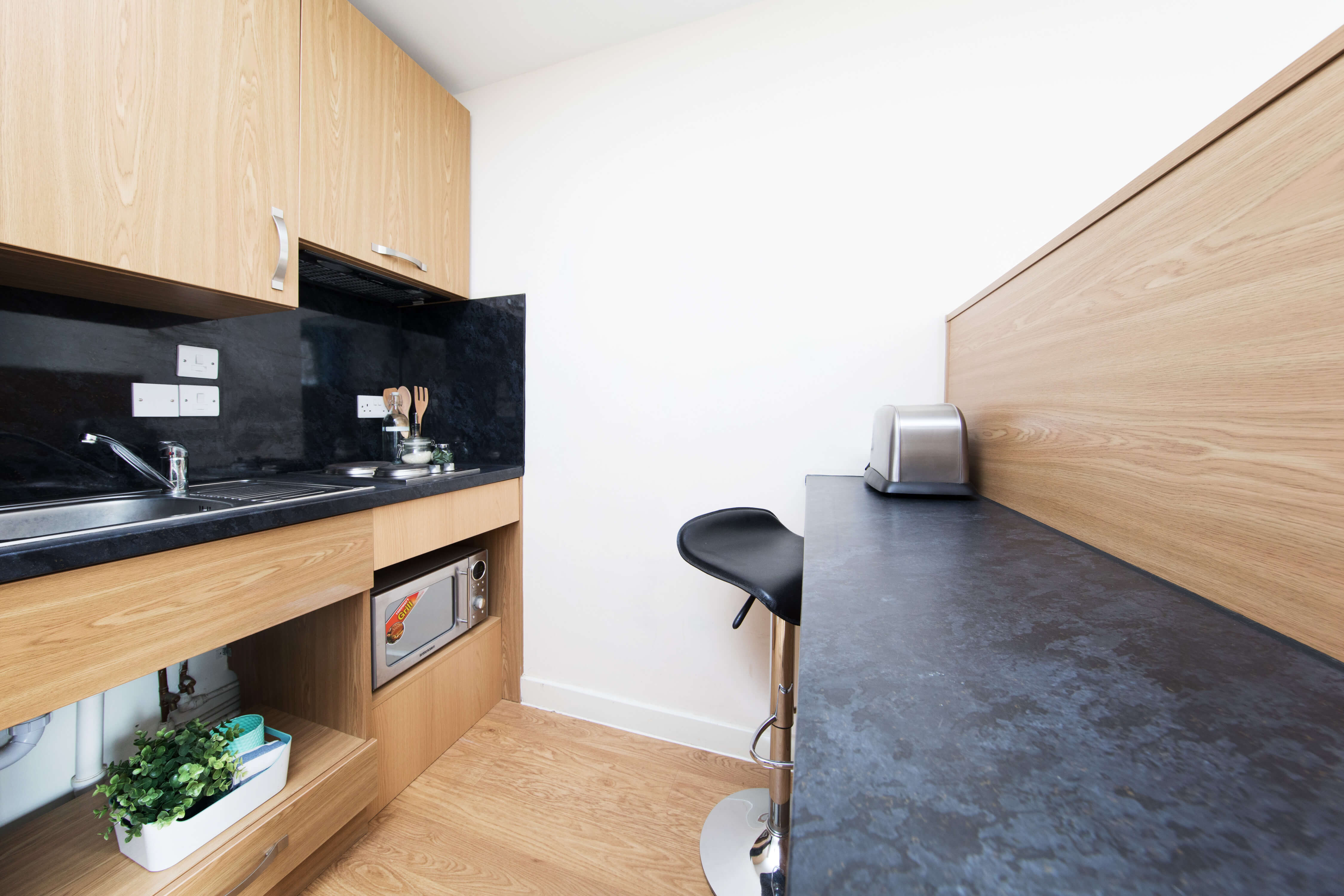 Studio kitchen with breakfast bar