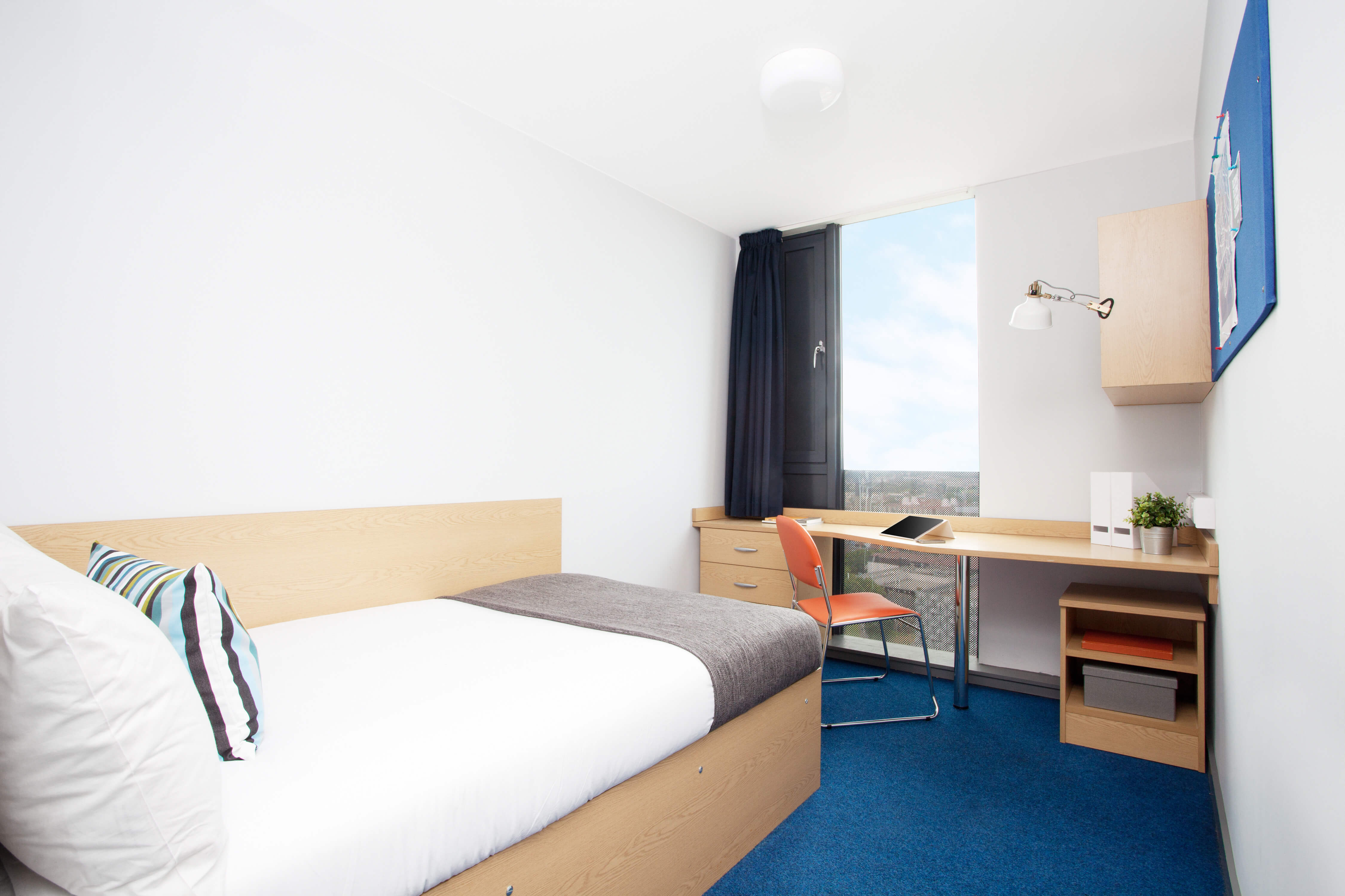 Classic En-suite room at Broadcasting Tower