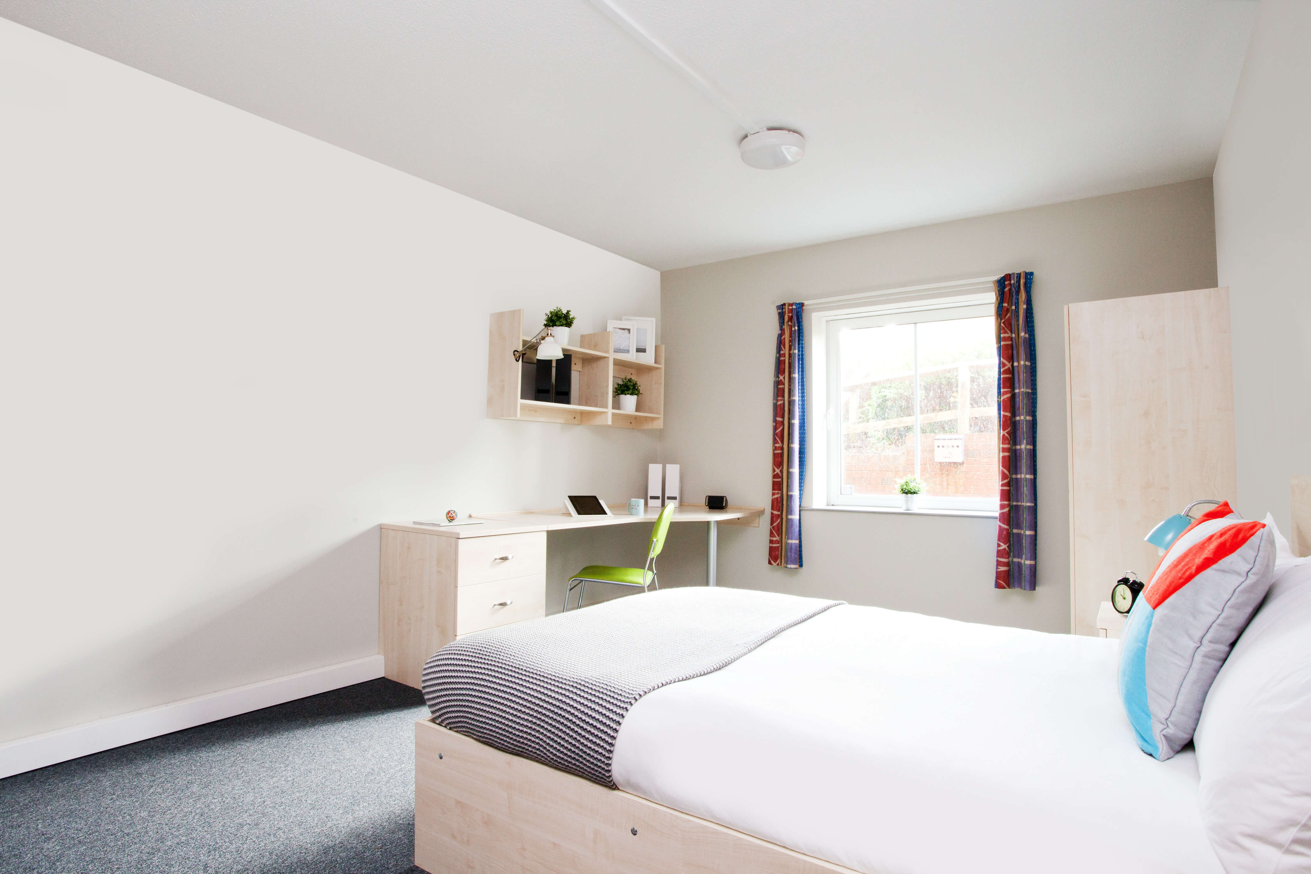 Non En-suite room at James Baillie Park