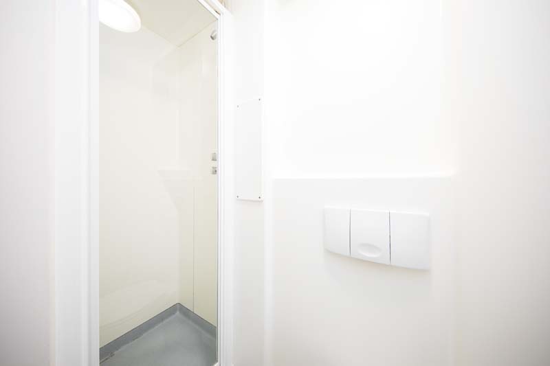Shower cubicle in a Classic En-suite room