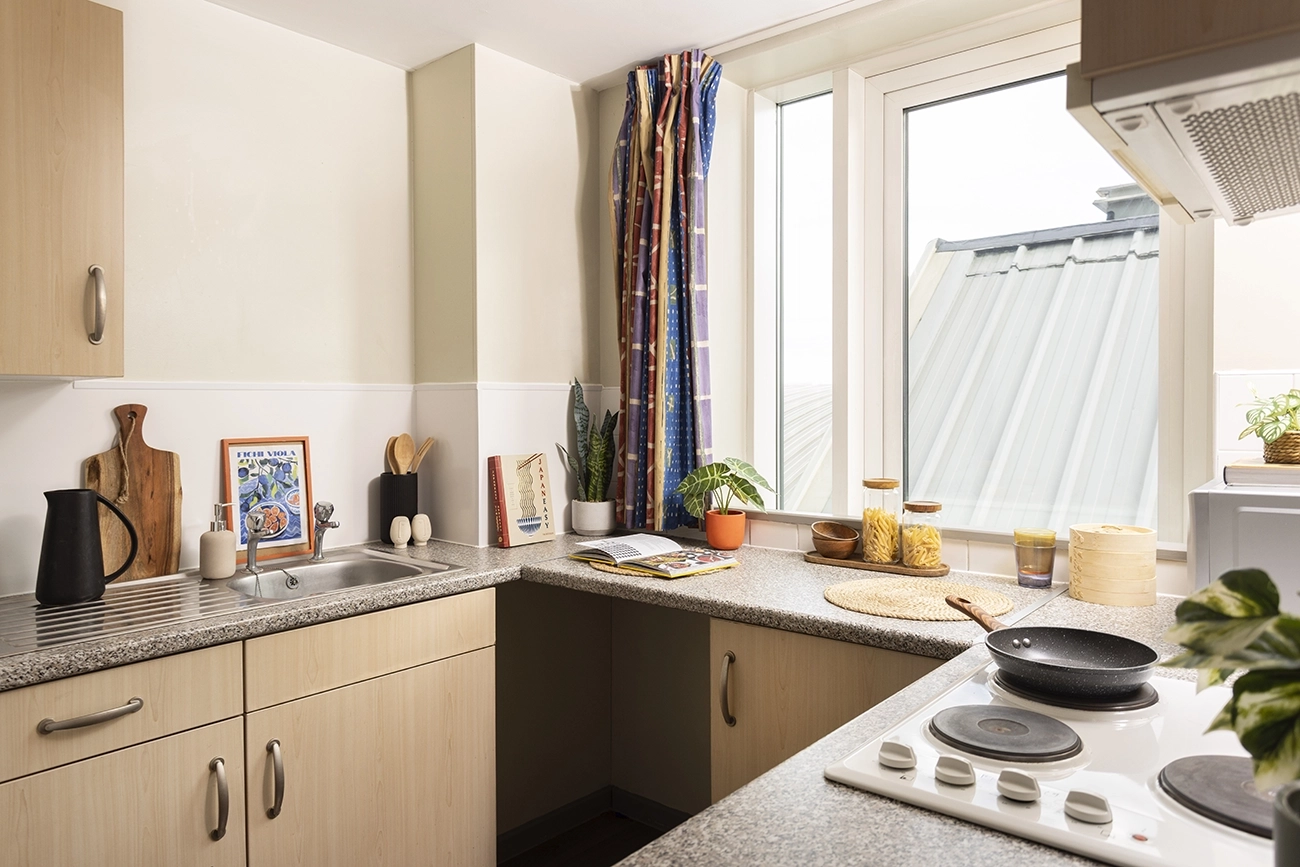 Kitchen in a Studio Classic