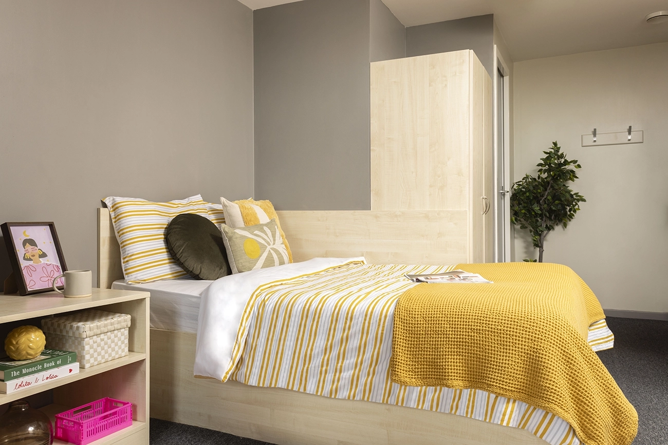 Bed in a Ensuite Premium 1 room