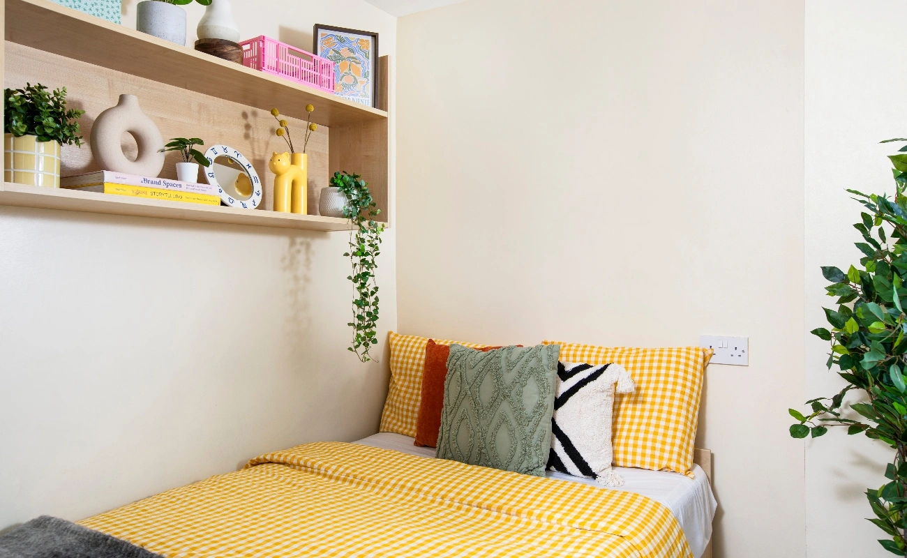 Bed in an Ensuite Basic