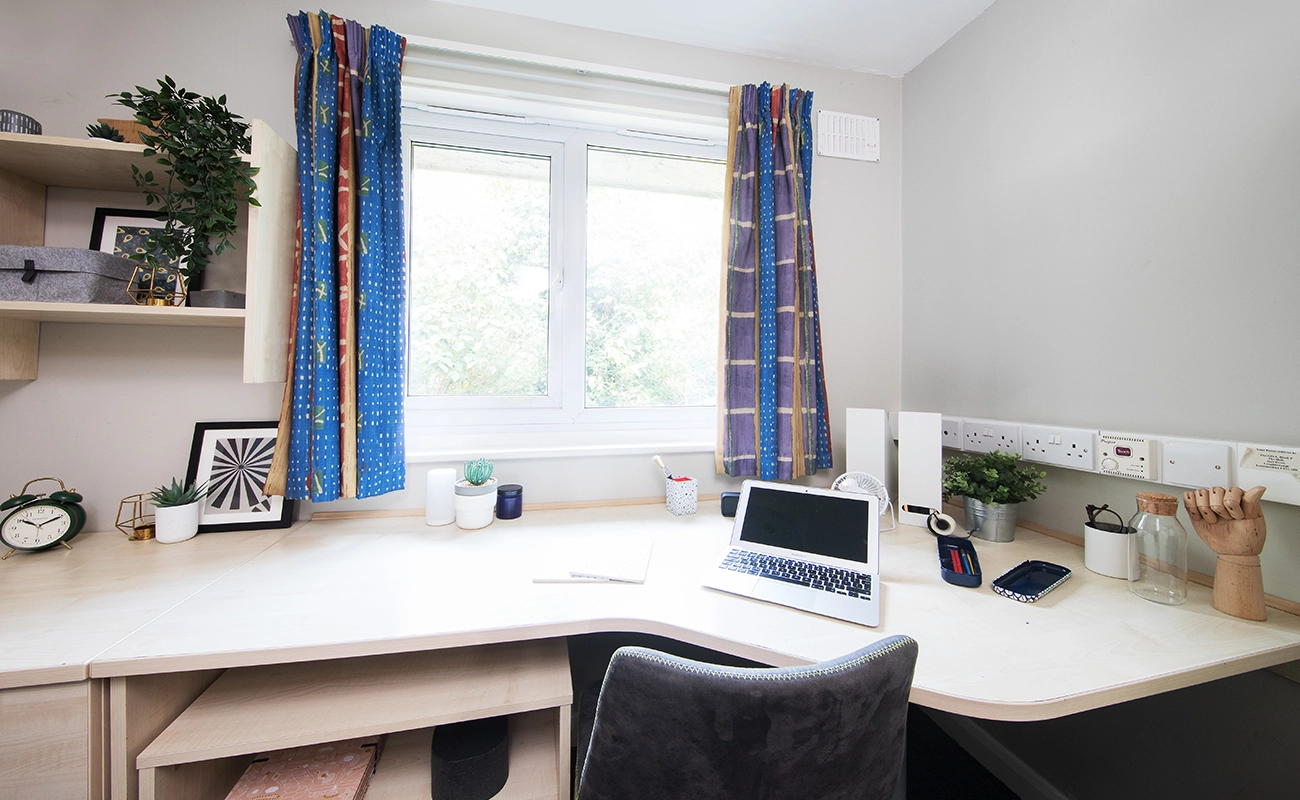 Study space in a One Bedroom Flat Premium Range 1