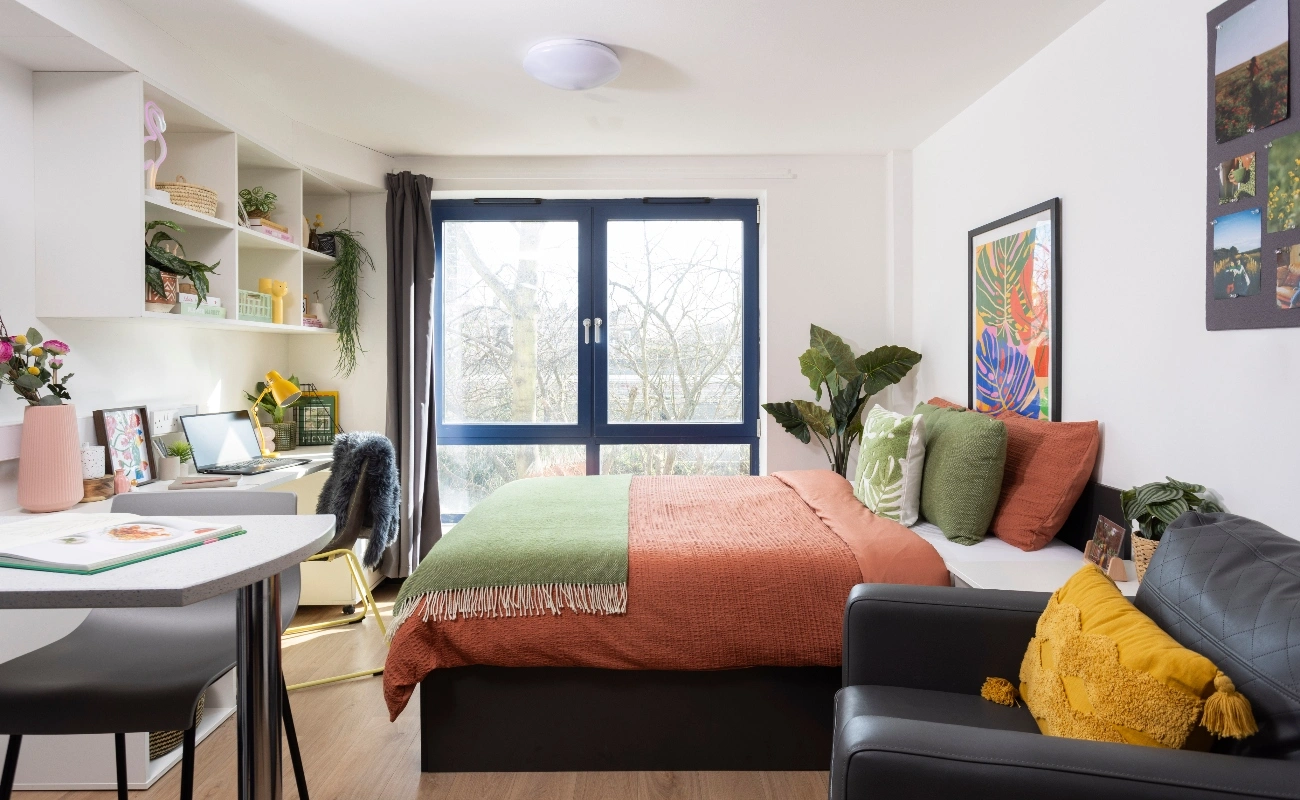 Bed in a Studio Premium Range 1