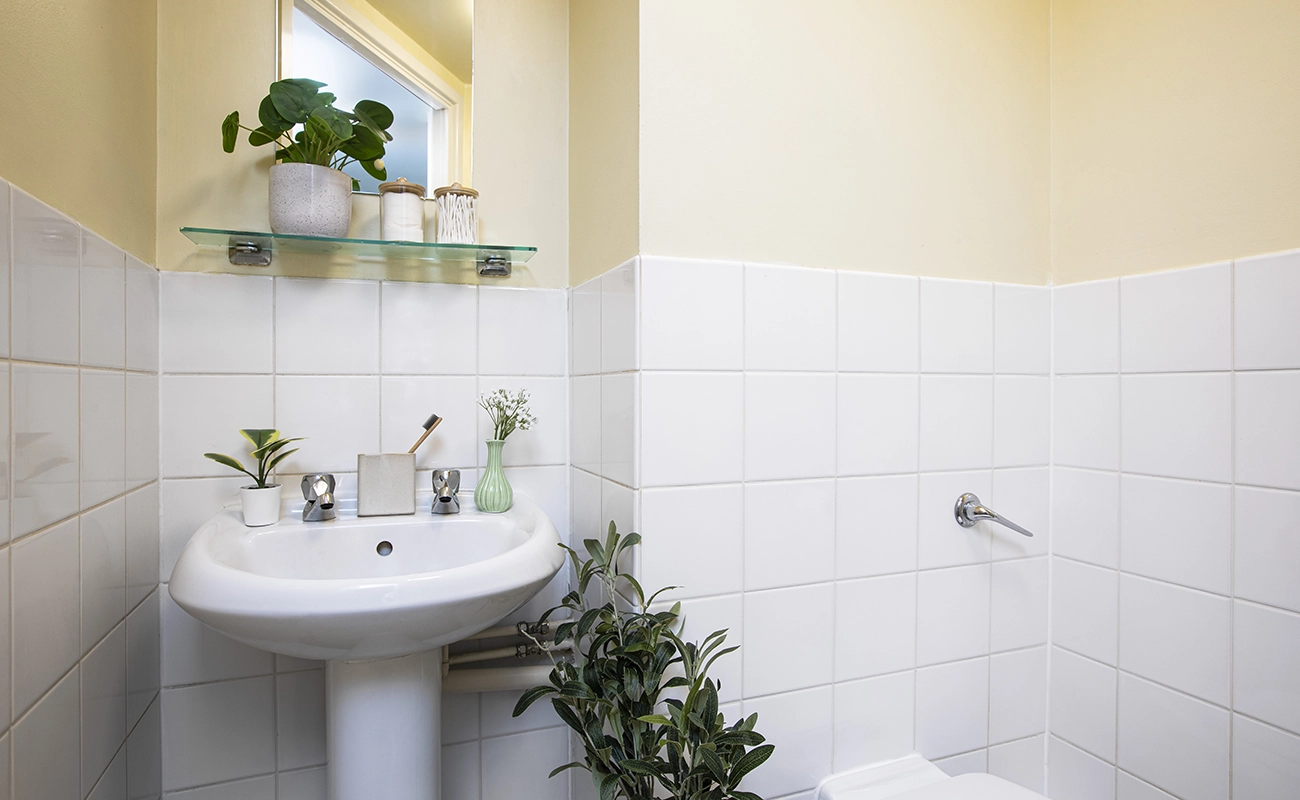 Bathroom in an Ensuite Premium Range 2 room